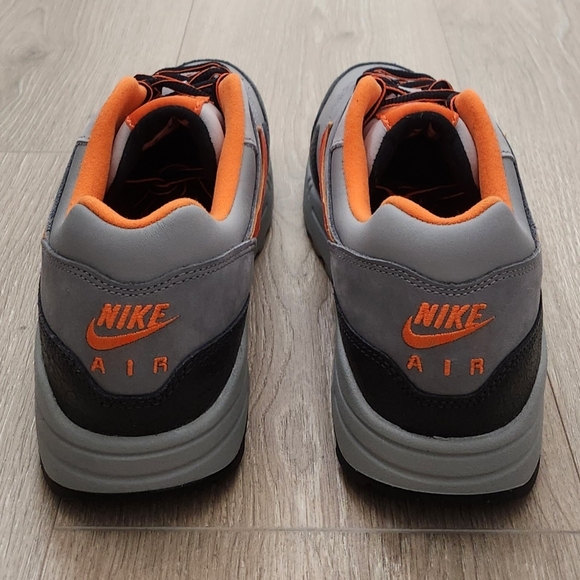 Nike Air Max 1 SP x HUF \'Brilliant Orange\' HF3713-001 Mens Size 9 B GRADES New main image 9